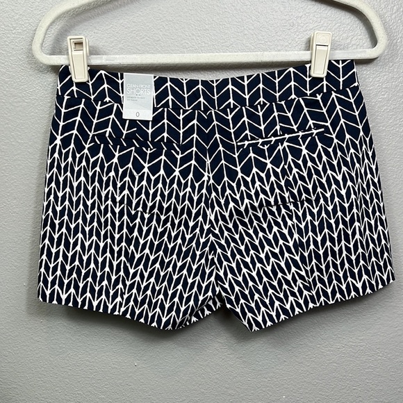 NWT Banana Republic Clean Front Shorts Modern Navy 0 - Picture 4 of 9